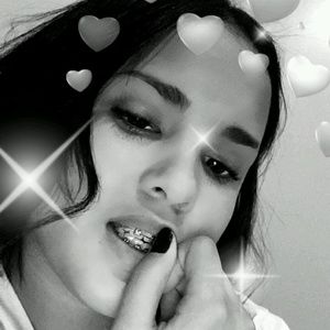 Meet your Posher, Paola